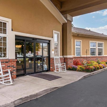 Comfort Inn University Amherst Buitenkant foto