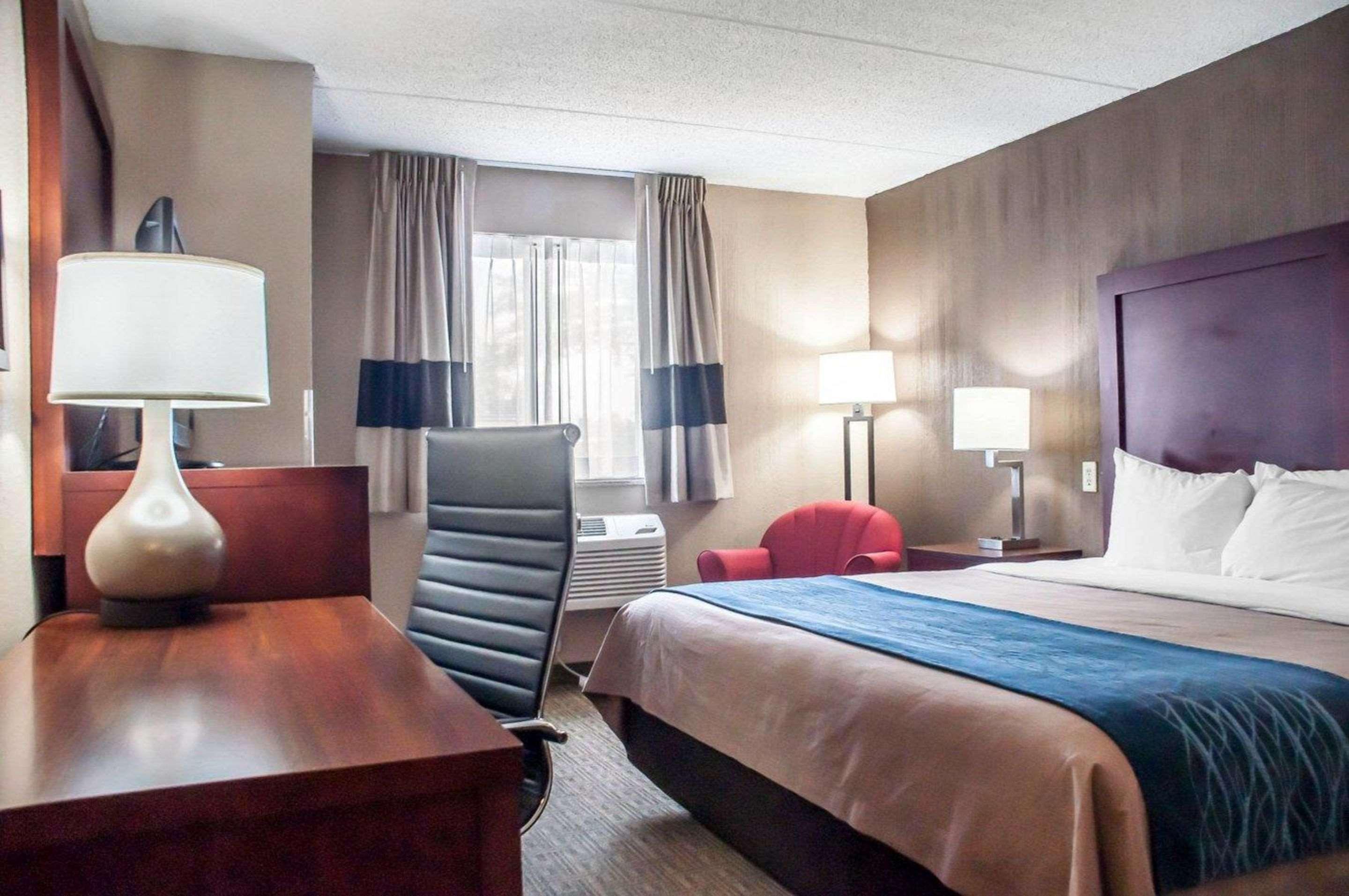 Comfort Inn University Amherst Buitenkant foto