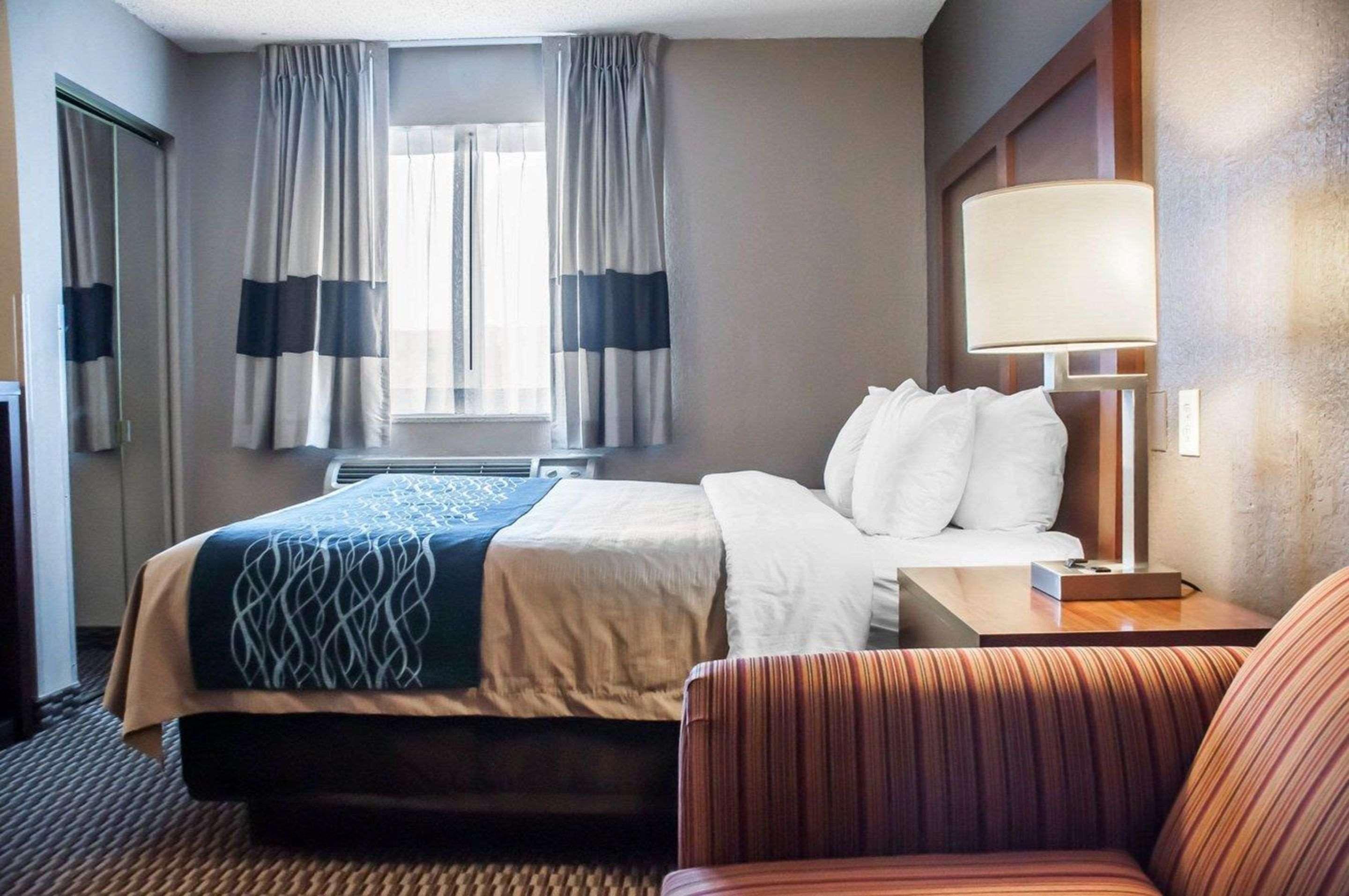 Comfort Inn University Amherst Buitenkant foto