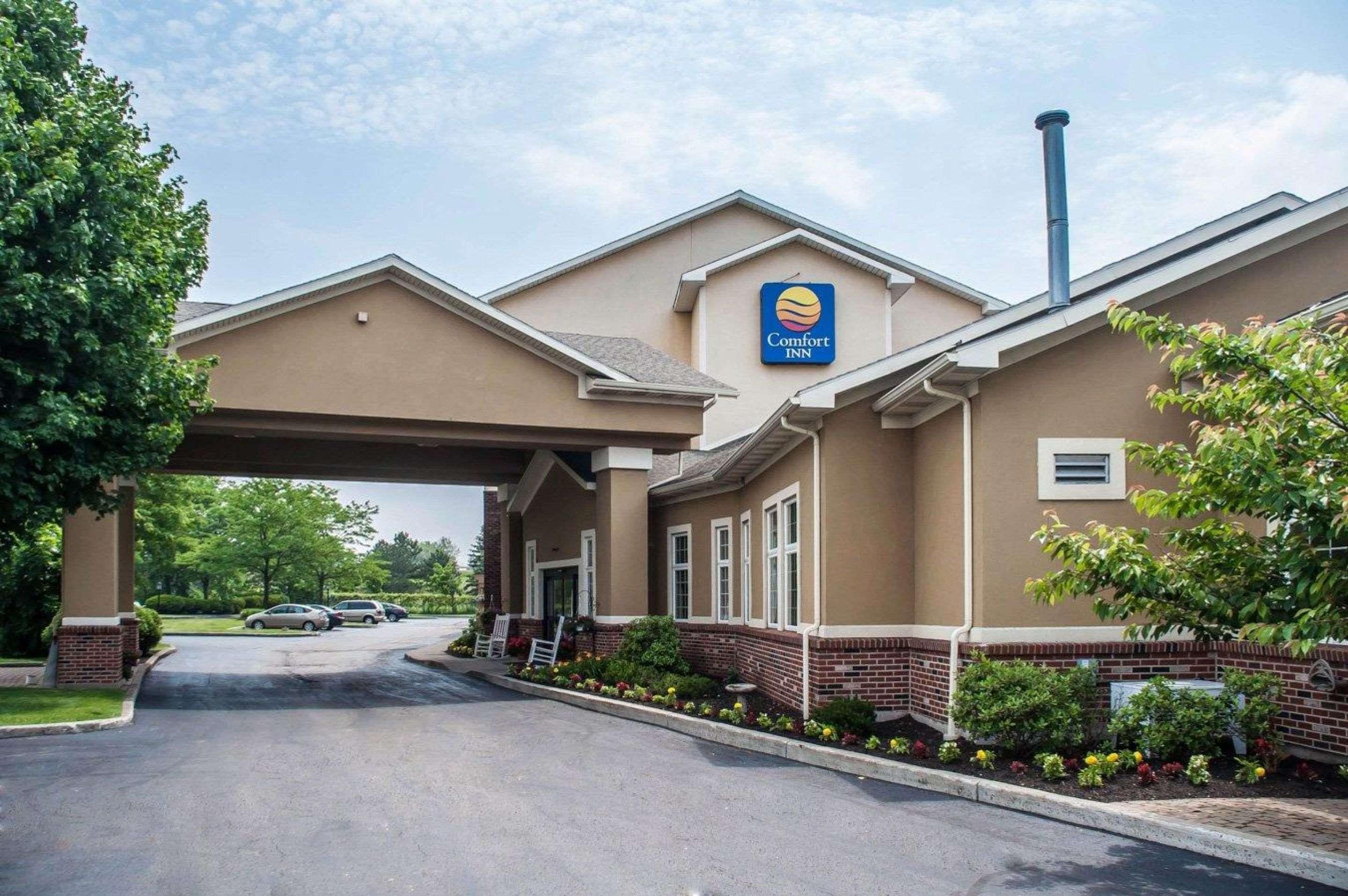 Comfort Inn University Amherst Buitenkant foto