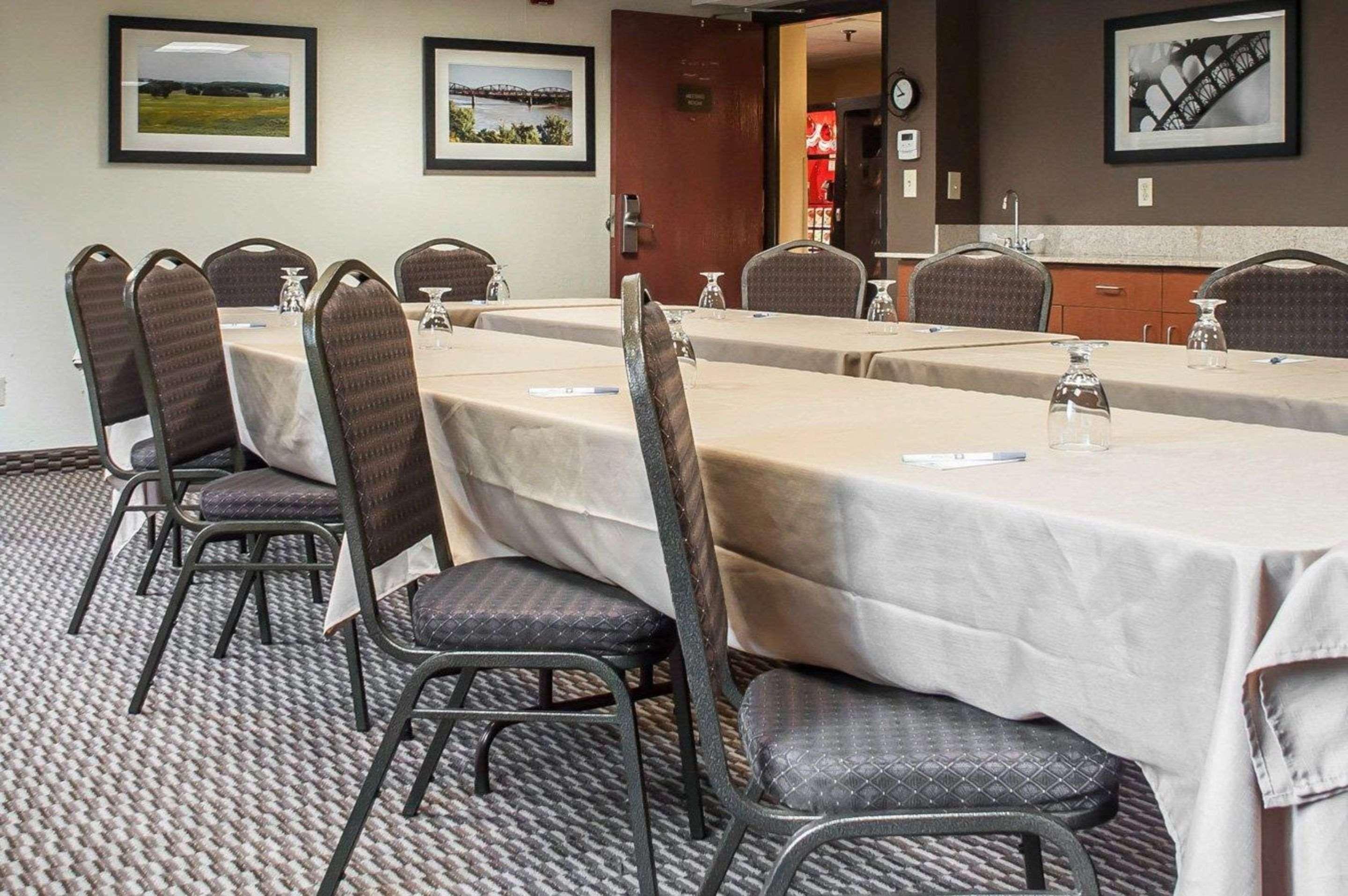 Comfort Inn University Amherst Buitenkant foto