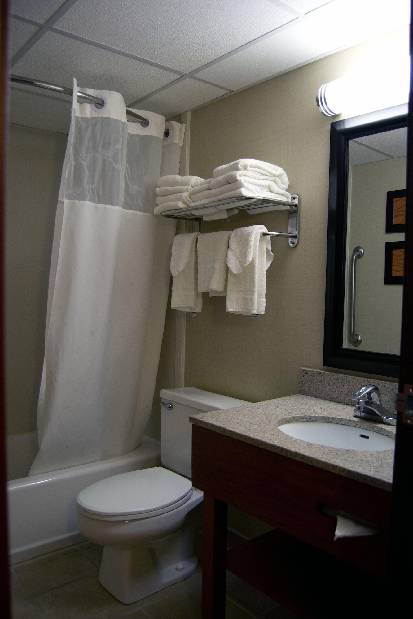 Comfort Inn University Amherst Buitenkant foto