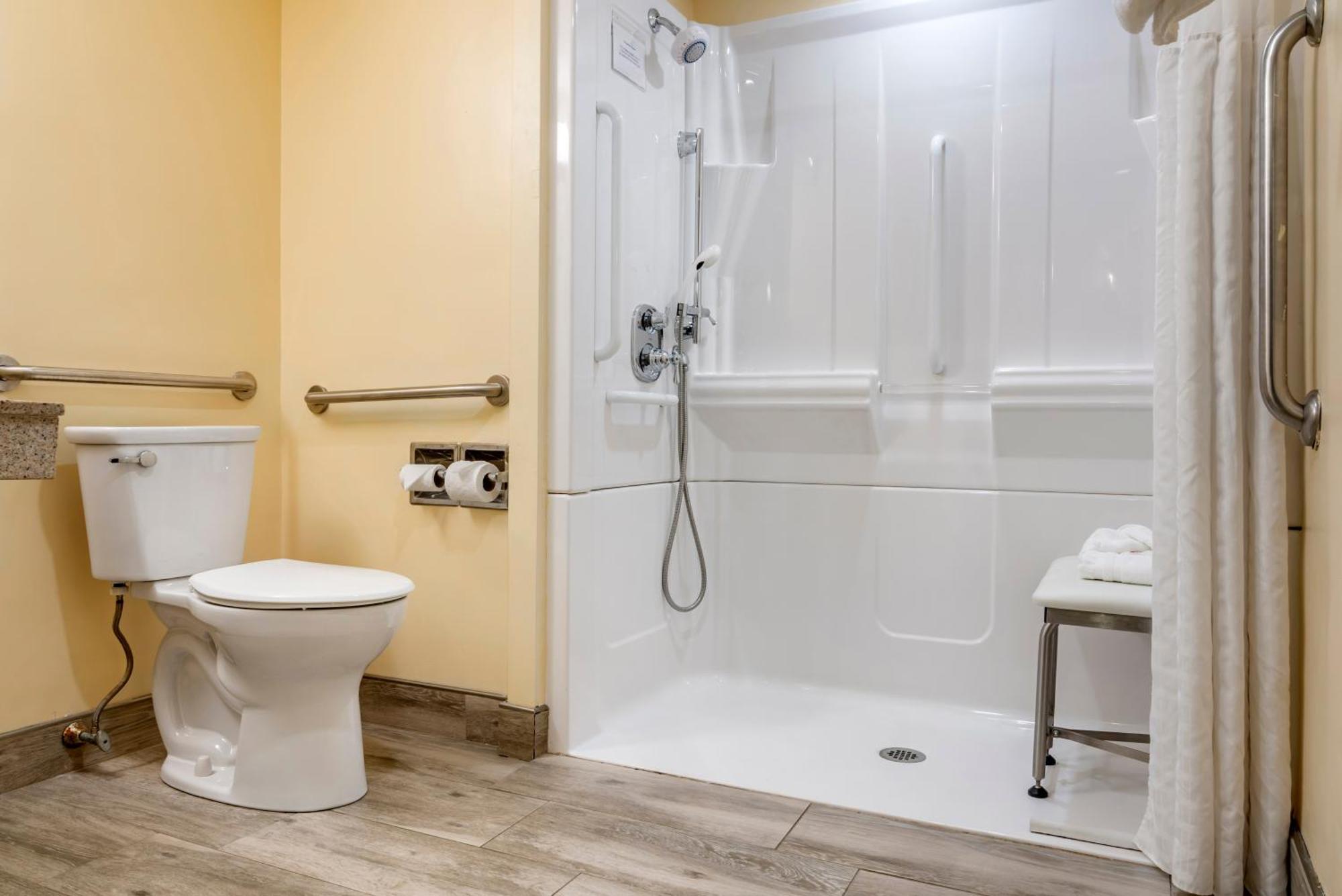 Comfort Inn University Amherst Buitenkant foto
