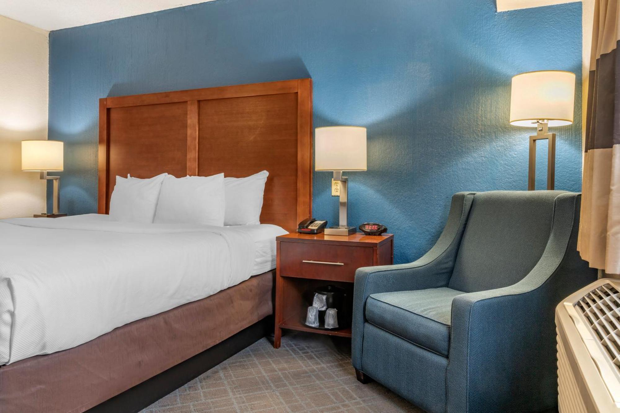 Comfort Inn University Amherst Buitenkant foto
