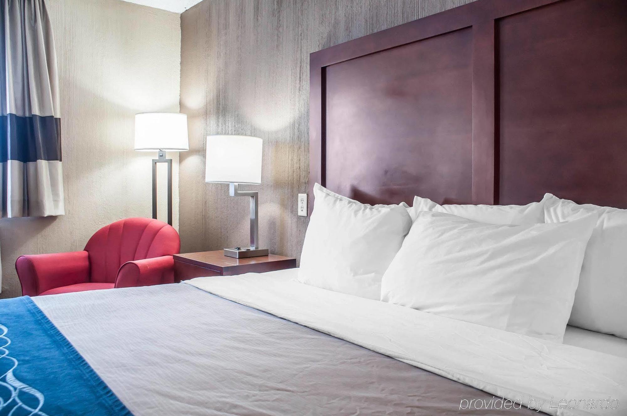 Comfort Inn University Amherst Buitenkant foto